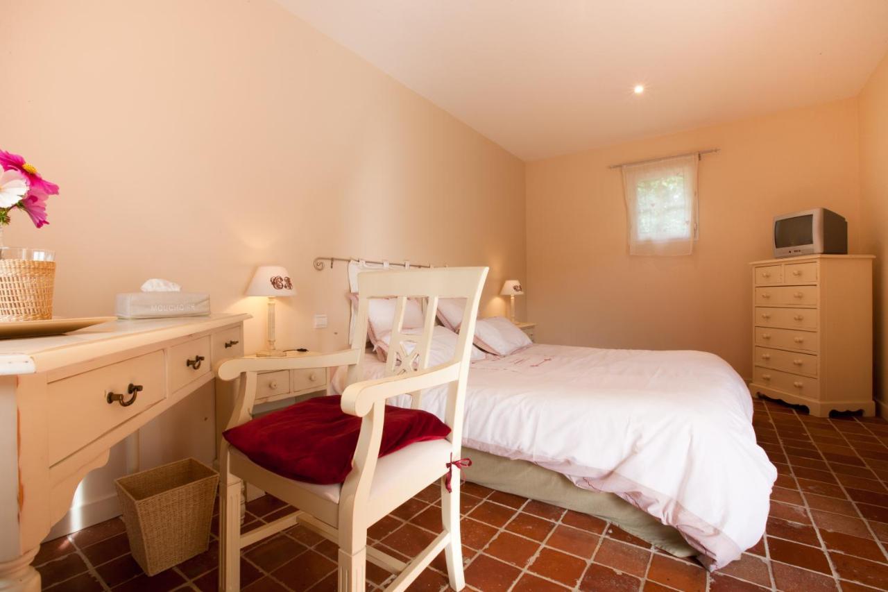 Domaine De La Combotte Bed & Breakfast Nantoux Exterior photo