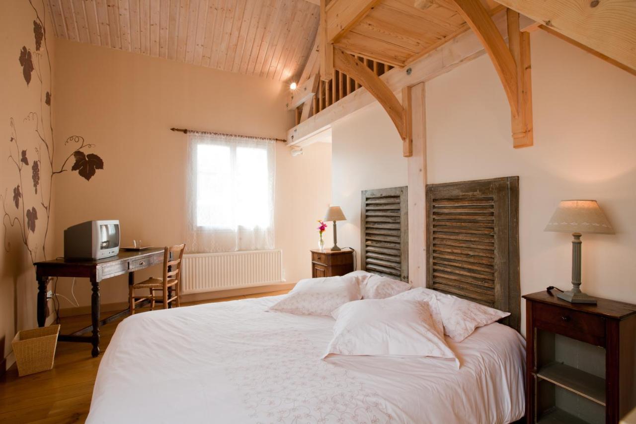 Domaine De La Combotte Bed & Breakfast Nantoux Exterior photo